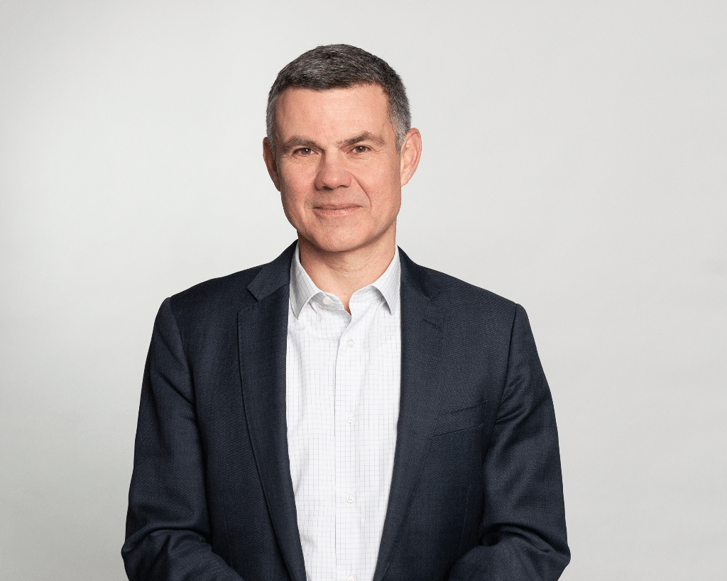 Andreas Dressler, Location Decisions