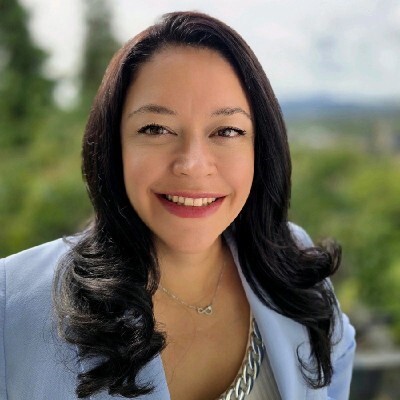 Lizbeth Martinez, Novartis