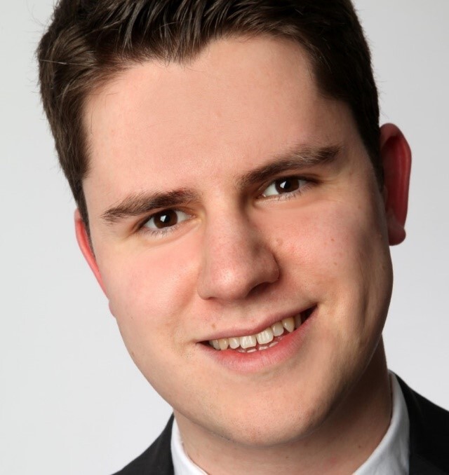 Adrian Dobrowolski, Bayer AG