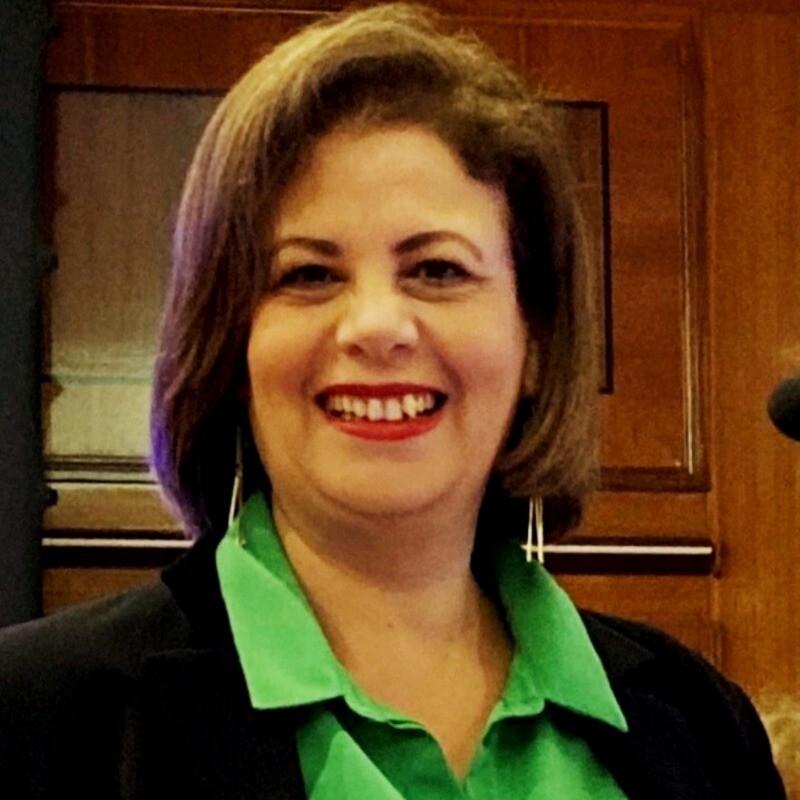 Fatima Bennai-Sanfourche, Bayer