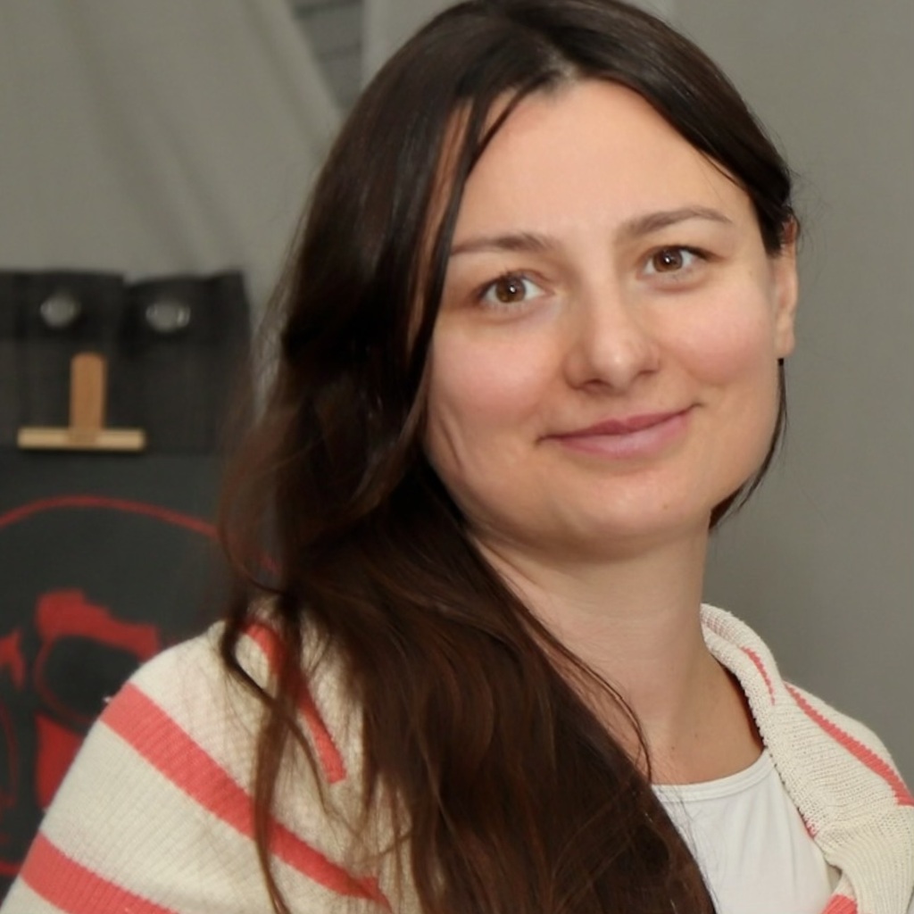 Oksana Khoroshykh, Kromberg & Schubert
