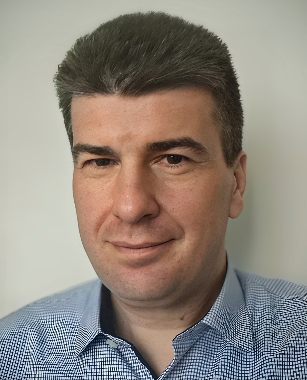 Marjan Milosevic, Holcim
