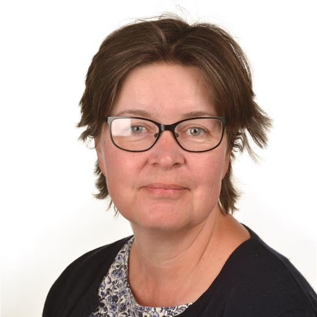 Dr Nicola Beech RGN, BSc (Hons), MSc, DClinPrac, Onc cert, Thames Valley Cancer Alliance