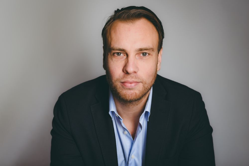 Christiaan Hen, Assaia