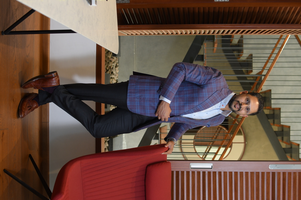 Indraneel Chitale, Chitale Bandhu
