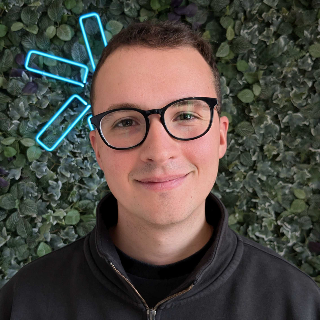 Oliver Padgett-Blackburn, Tribus Digital