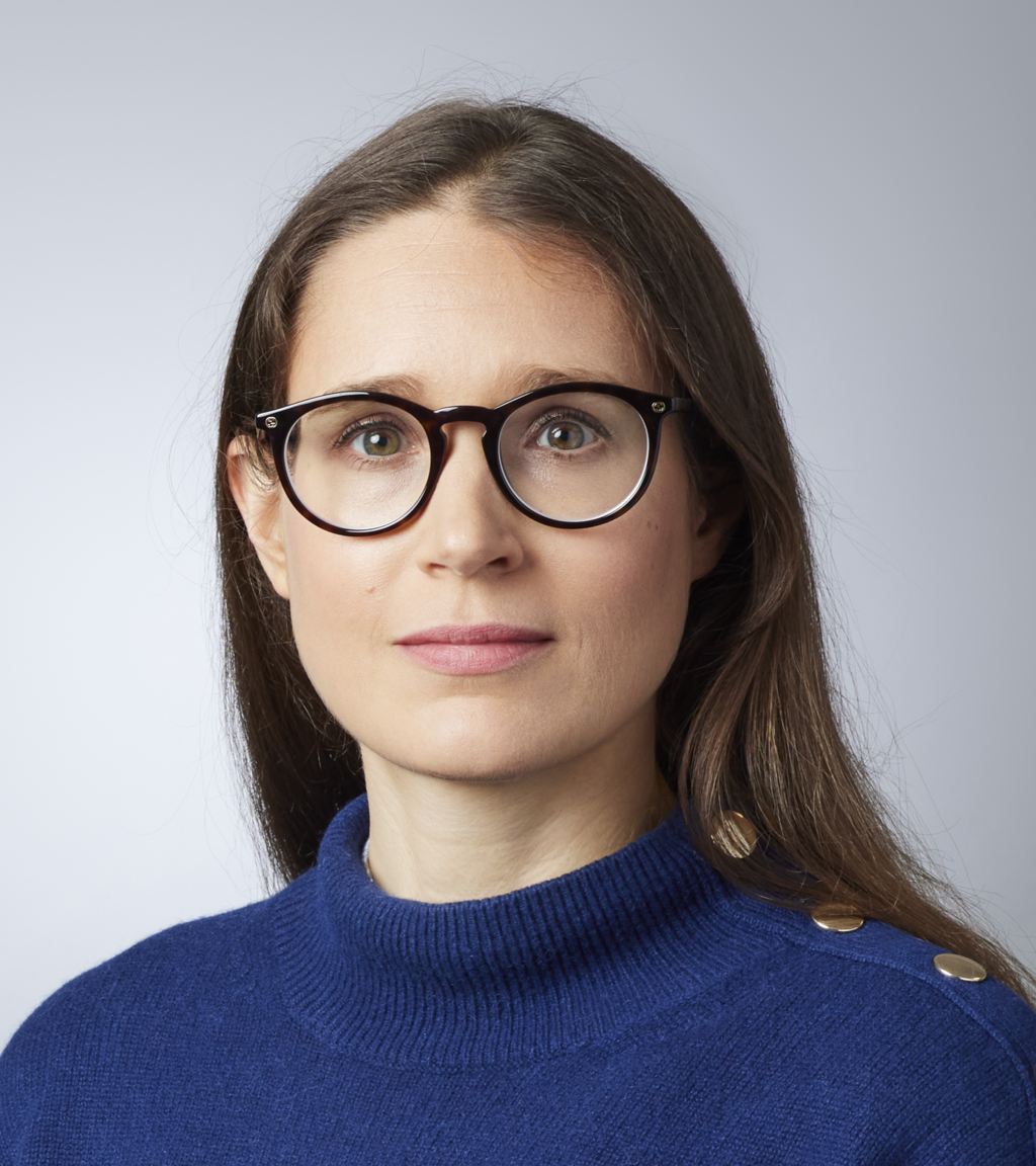 Genevra Banszky von Ambroz, Evelyn Partners