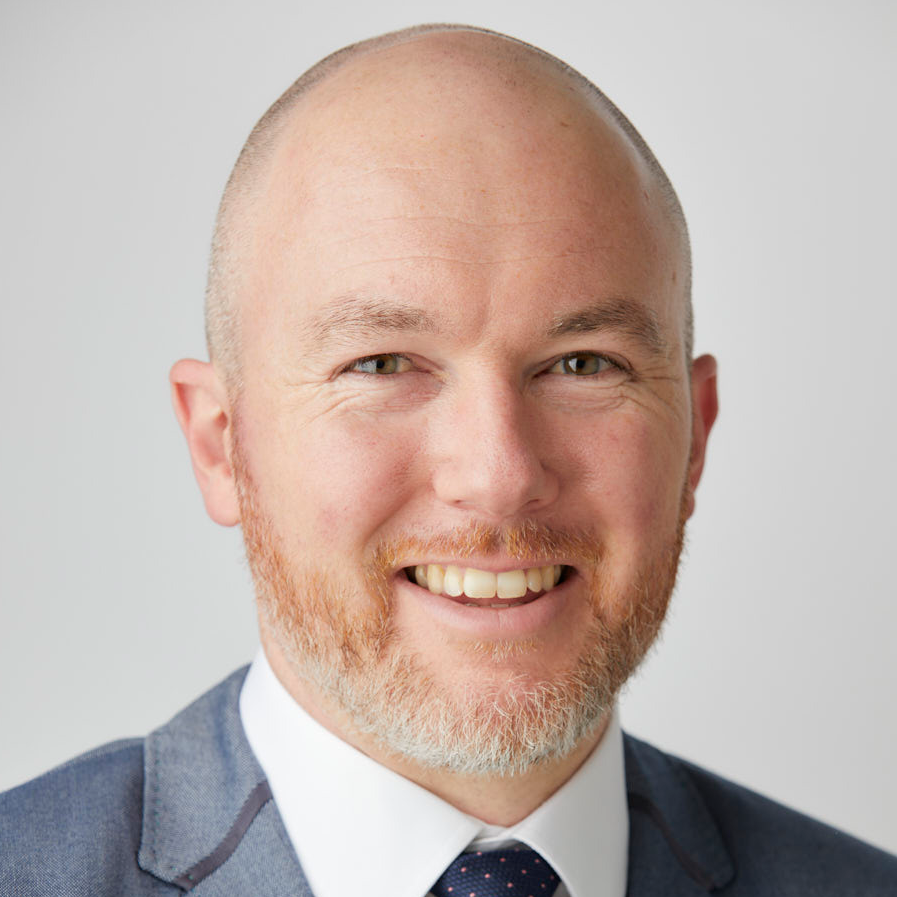 Dom Moret, Legal & General