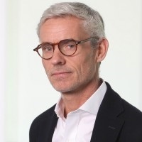 Richard Benton, Lusitan Growth