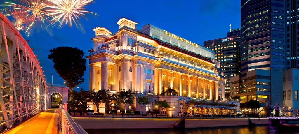 The Fullerton Hotel