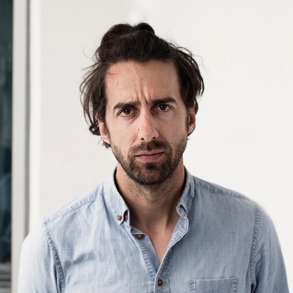 Headliner: Jamie Bartlett
