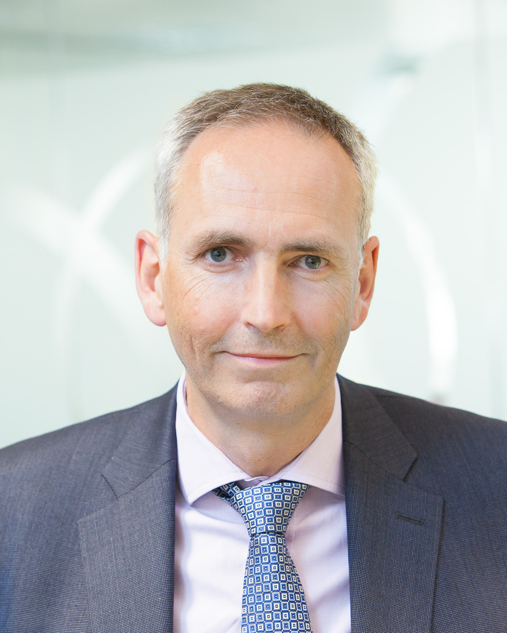 Peter Hamilton, Zurich