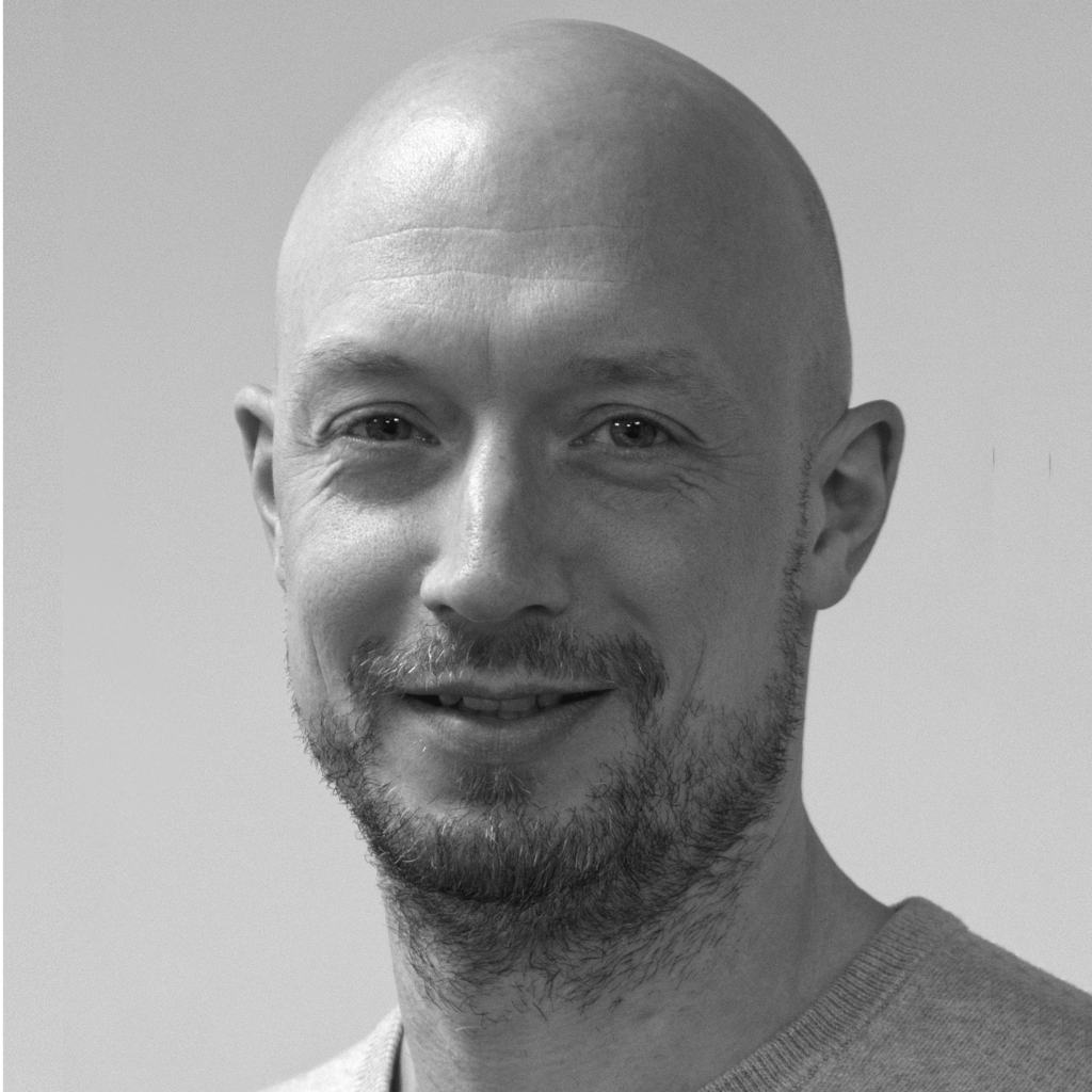 Tom Stoddart