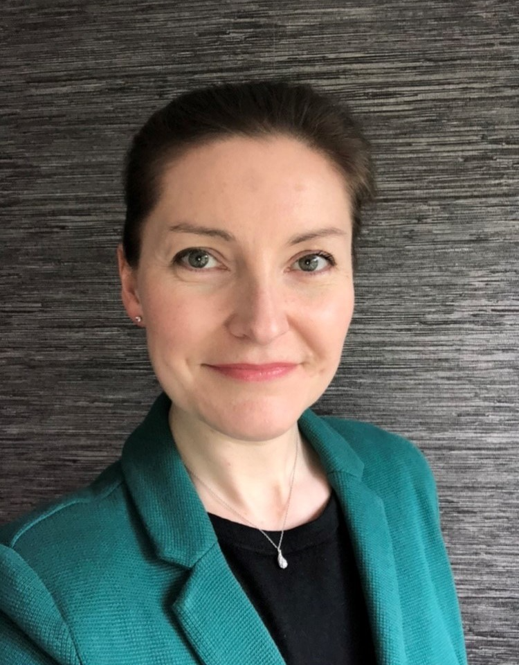 Kirsty Law, ofi
