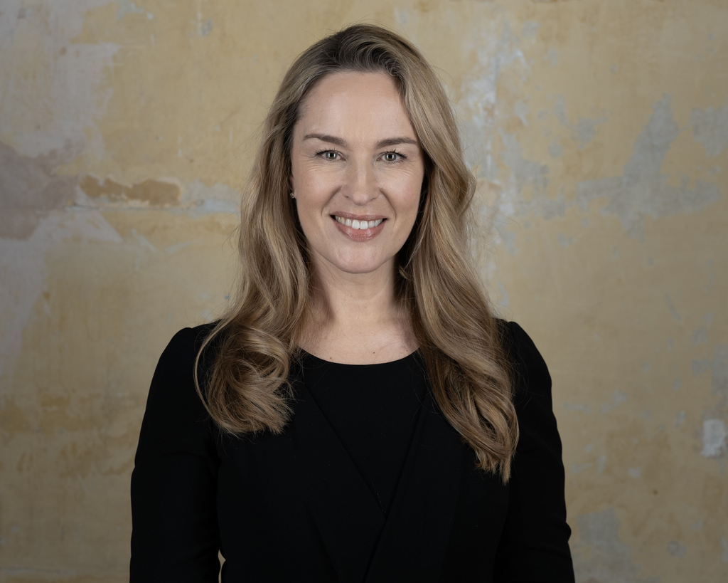 Dr. Rhian-Mari Thomas OBE, GFI