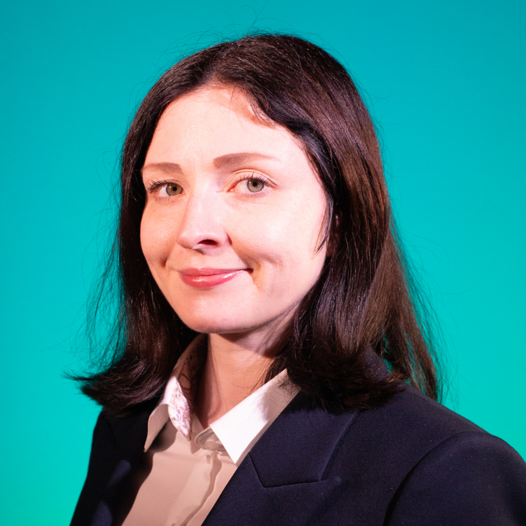 Jen Frost, Professional Adviser