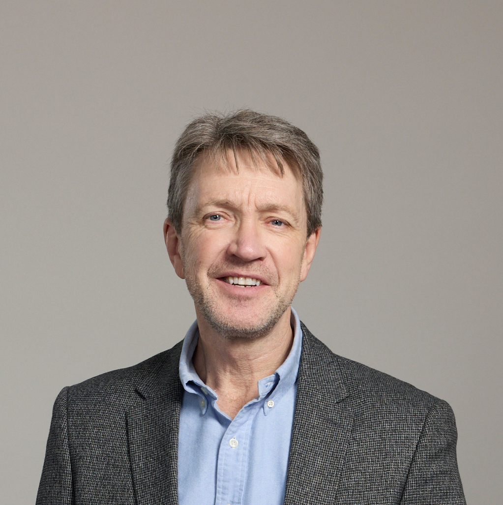 Tony Davies, Aberdeen Adviser