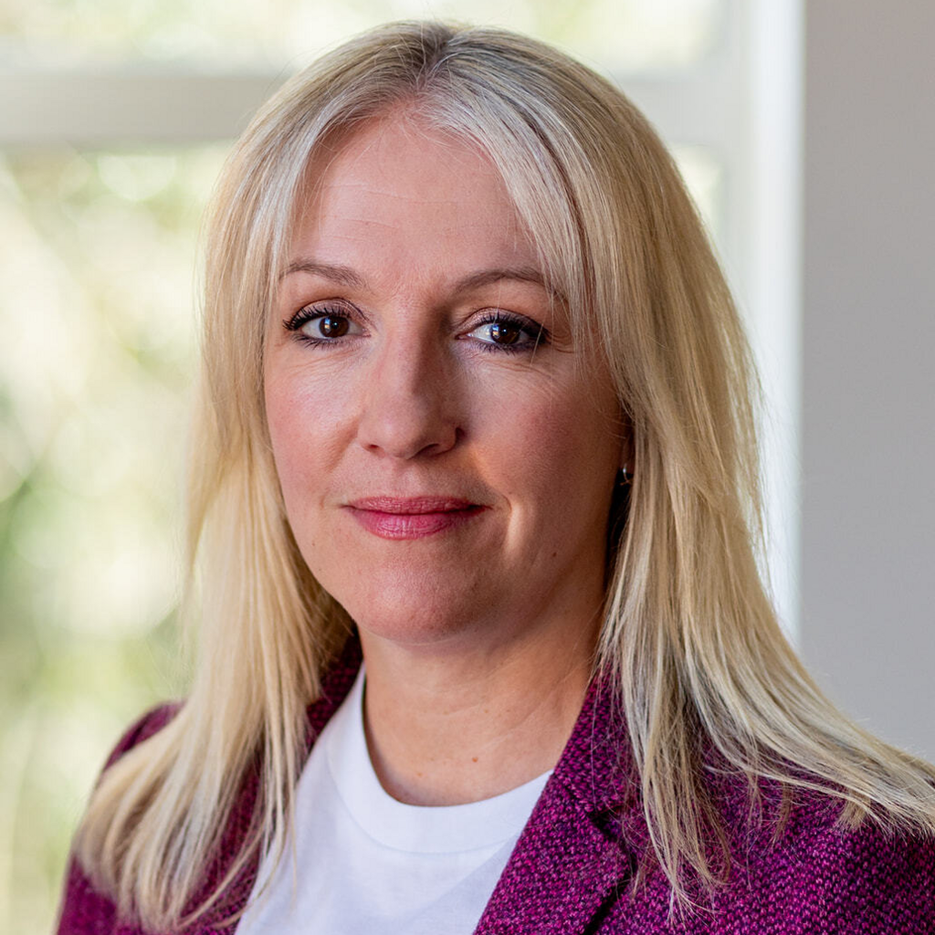 Tessa Lee, moneyinfo