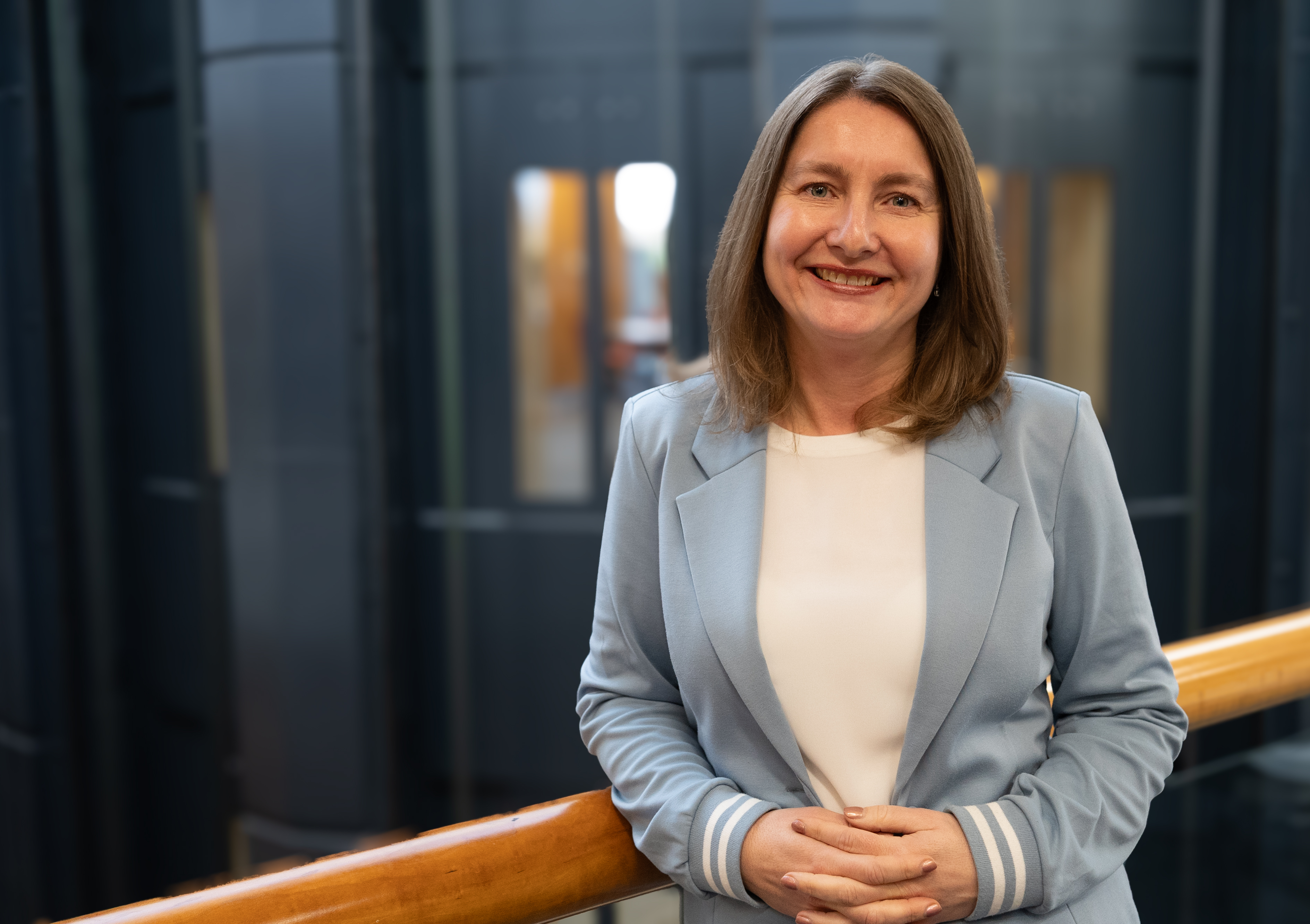 Fran Bruce, Aviva