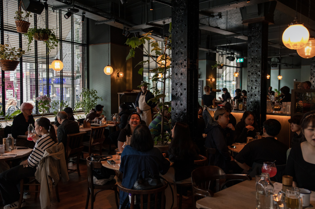 Best Restaurant Company - Flat Iron
