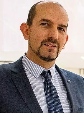 Daniel Lopour