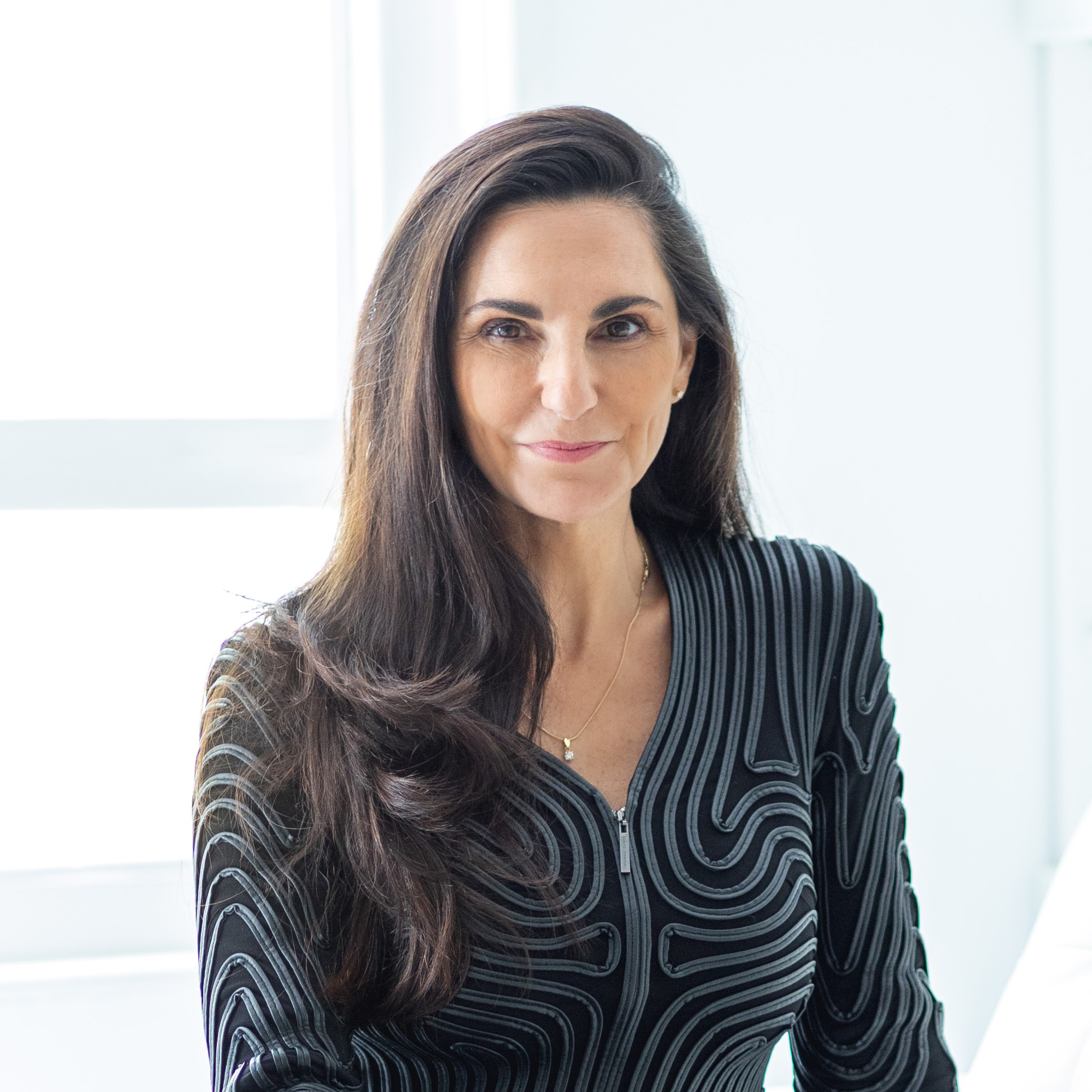 Dr Beatriz Molina, Medikas