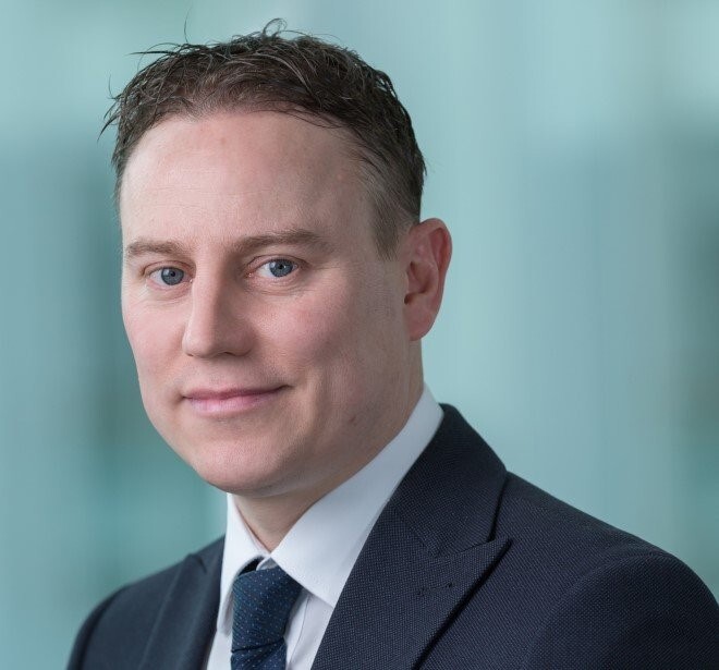 Stuart Hughes, Investec