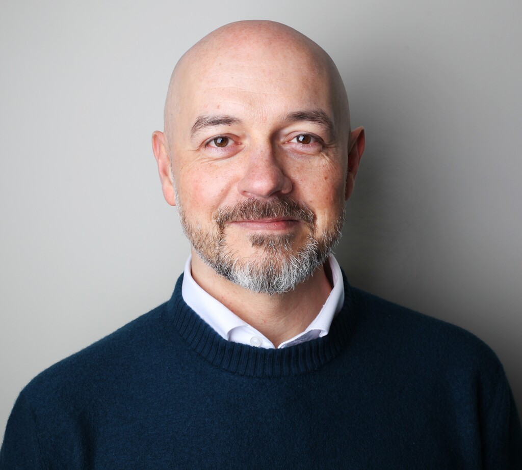 Jarek Skowronski, DLL