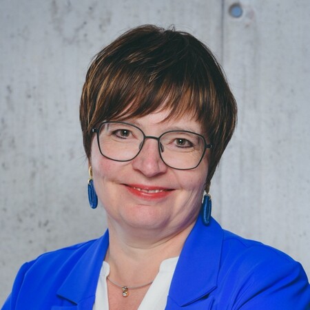 Angelika Gemmer, Mercedes-Benz