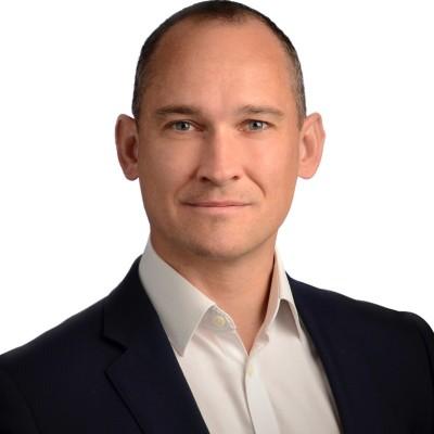 Christoph Auerbach, Invigors EMEA