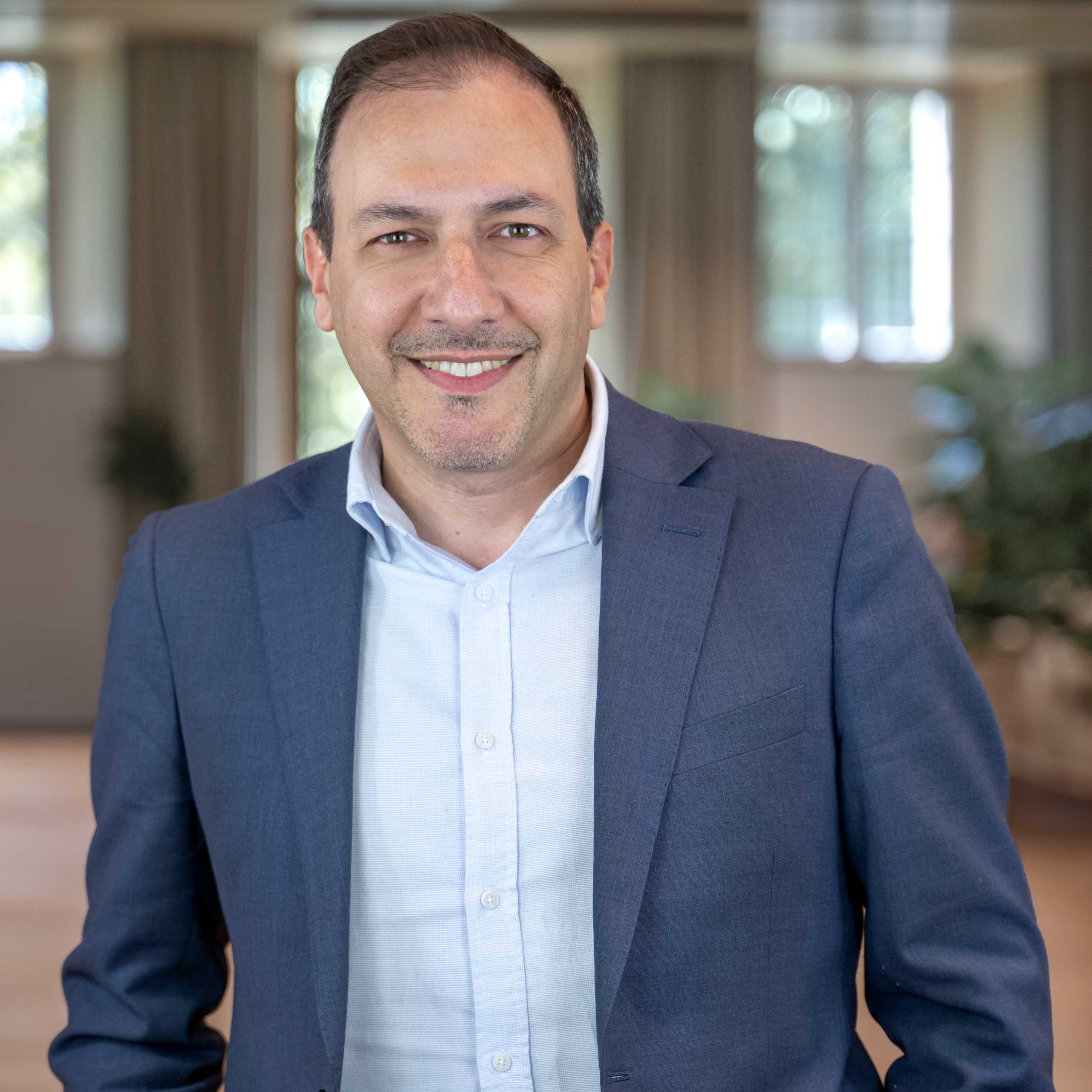Kamran Razmdoost, ESCP Business School