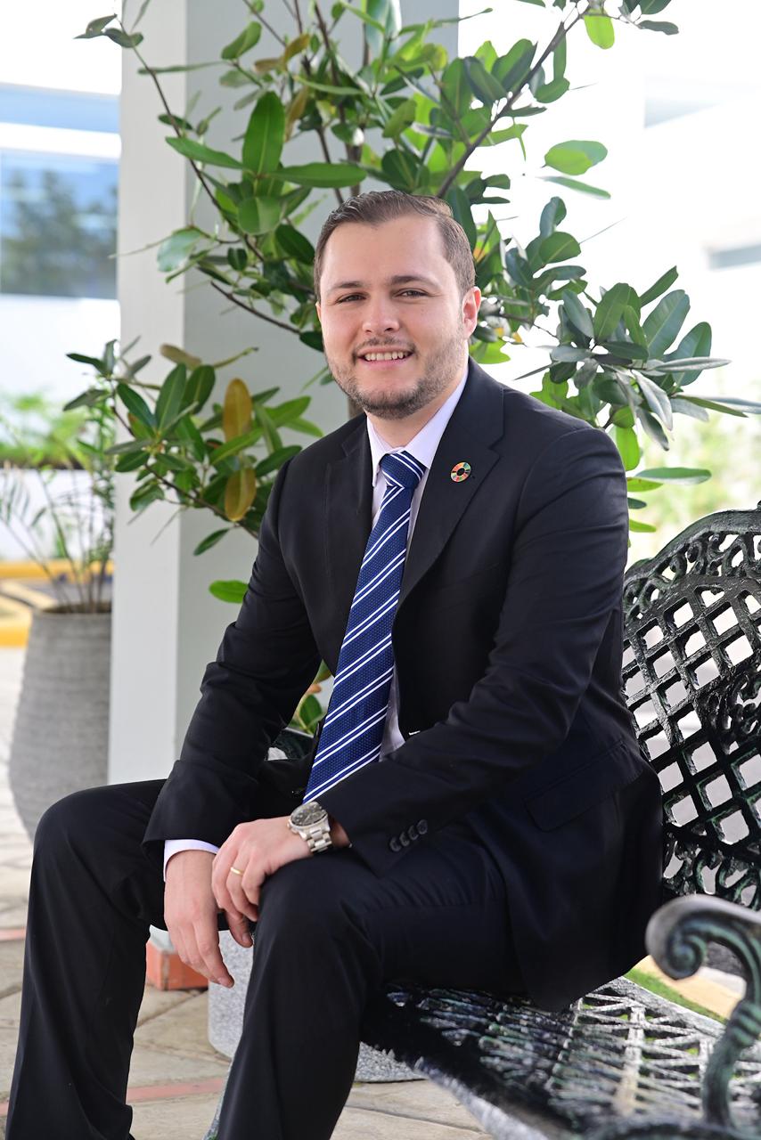 Julian  C Pena-Bermudez, Universidad de Caribe (UNICARIBE)