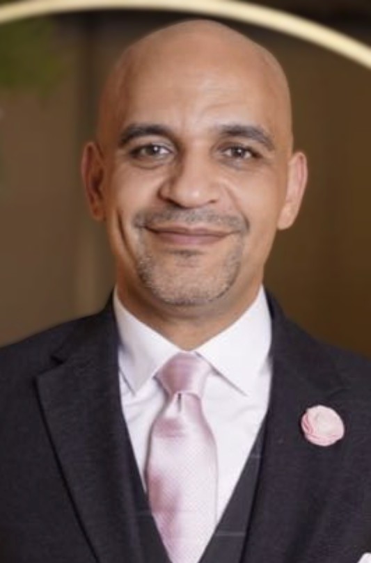 Ahmed Attia, Abu Dhabi University