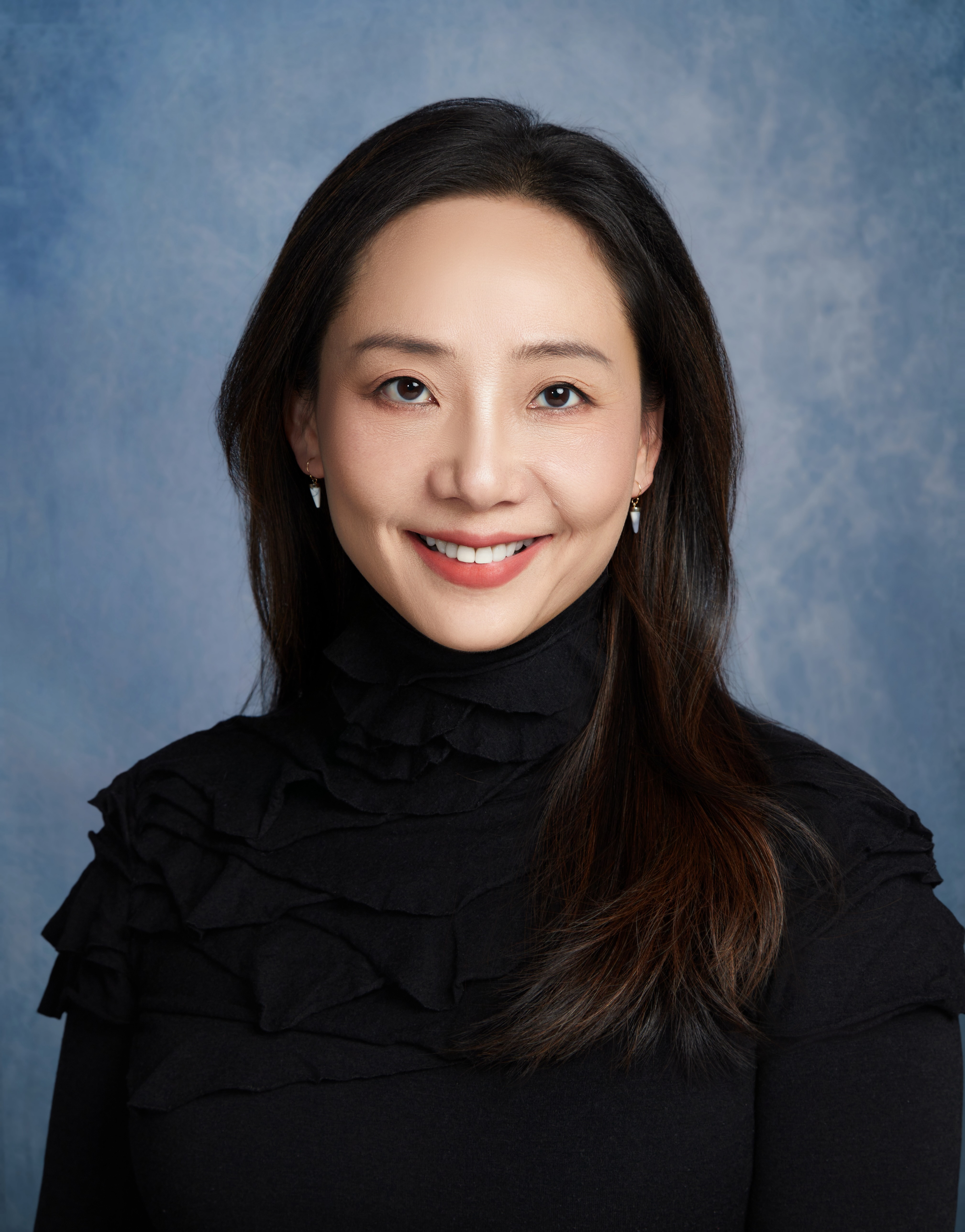 Li Cunningham, Bayes Business School