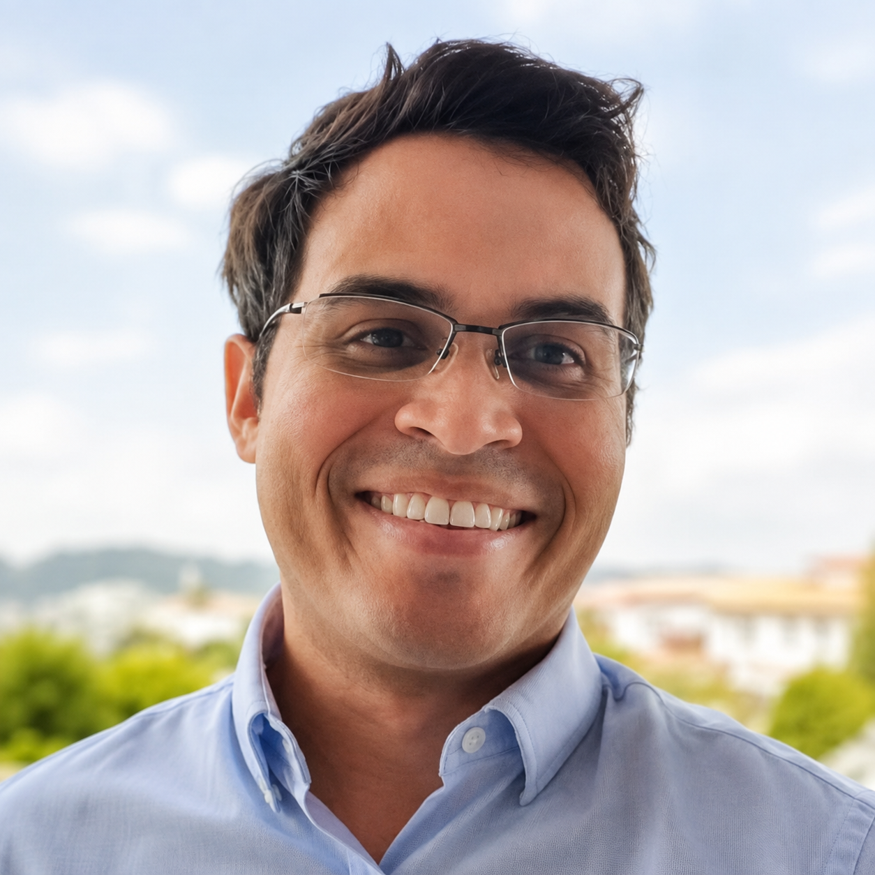 Jay Molino, Universidad Especializada de las Américas