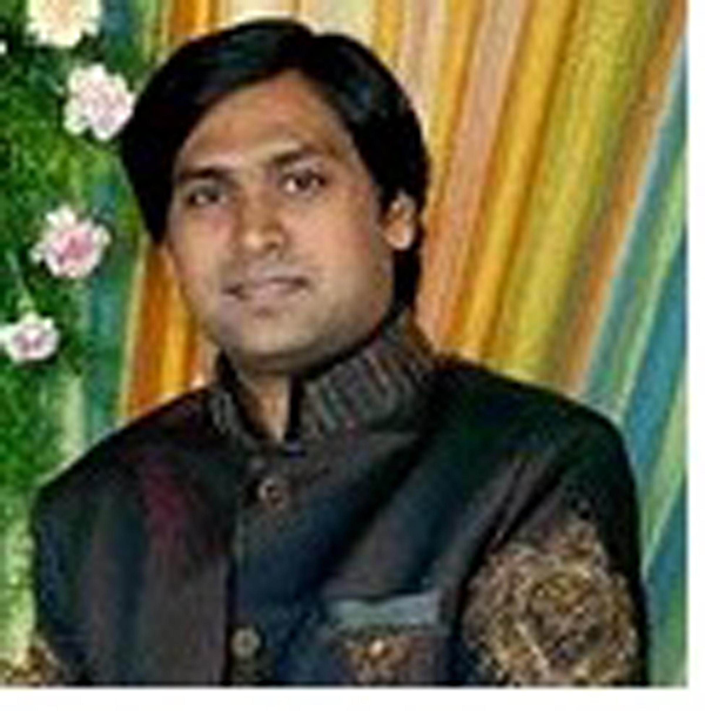 Asif Hussain Shaik, Middle East college