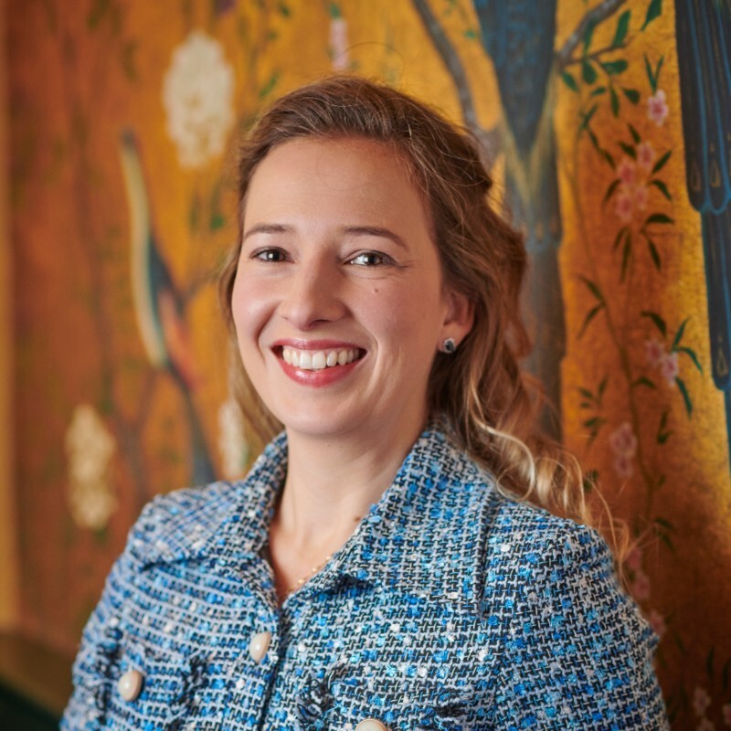 Margriet Vandezande-Crump, The Greyhound